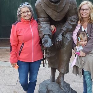 Meet your Posher, Helen